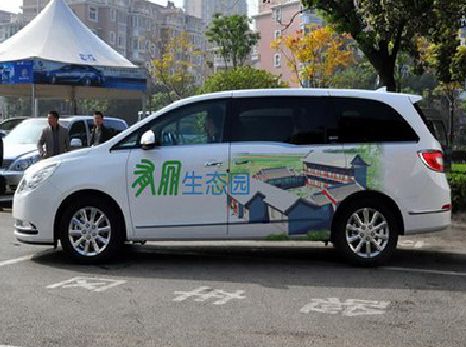 宜阳县户外车贴喷绘如何保持效果?